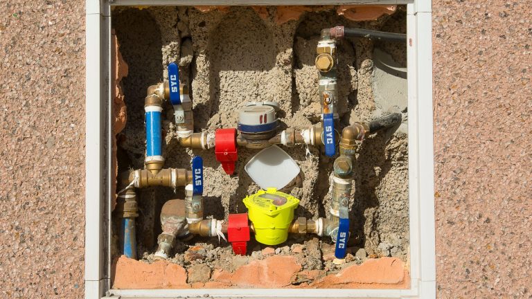 Guide complet pour la mise en place des compteurs d’eau individuels