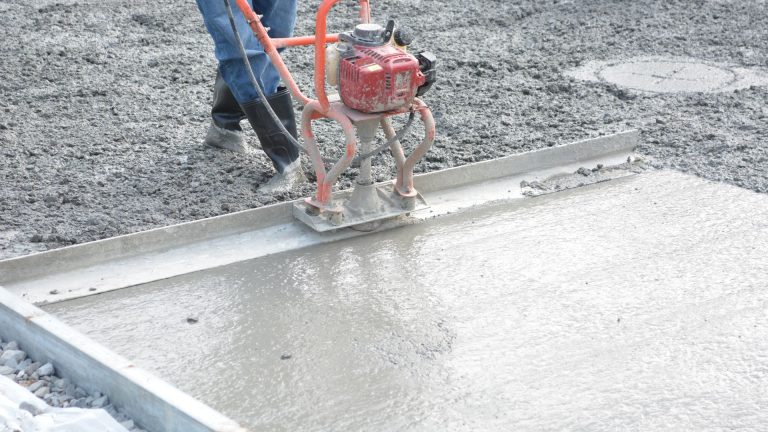 Comment adoucir une pente de garage pour votre confort ?