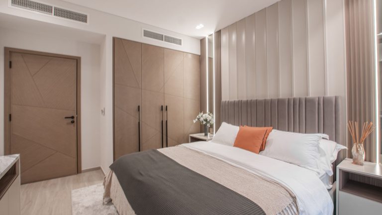 Comment choisir un lit adapté à votre chambre en 2026 ?