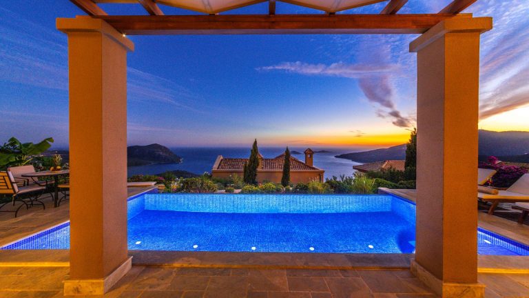 Comment valoriser sa villa à Nice pour la location de courte durée ?